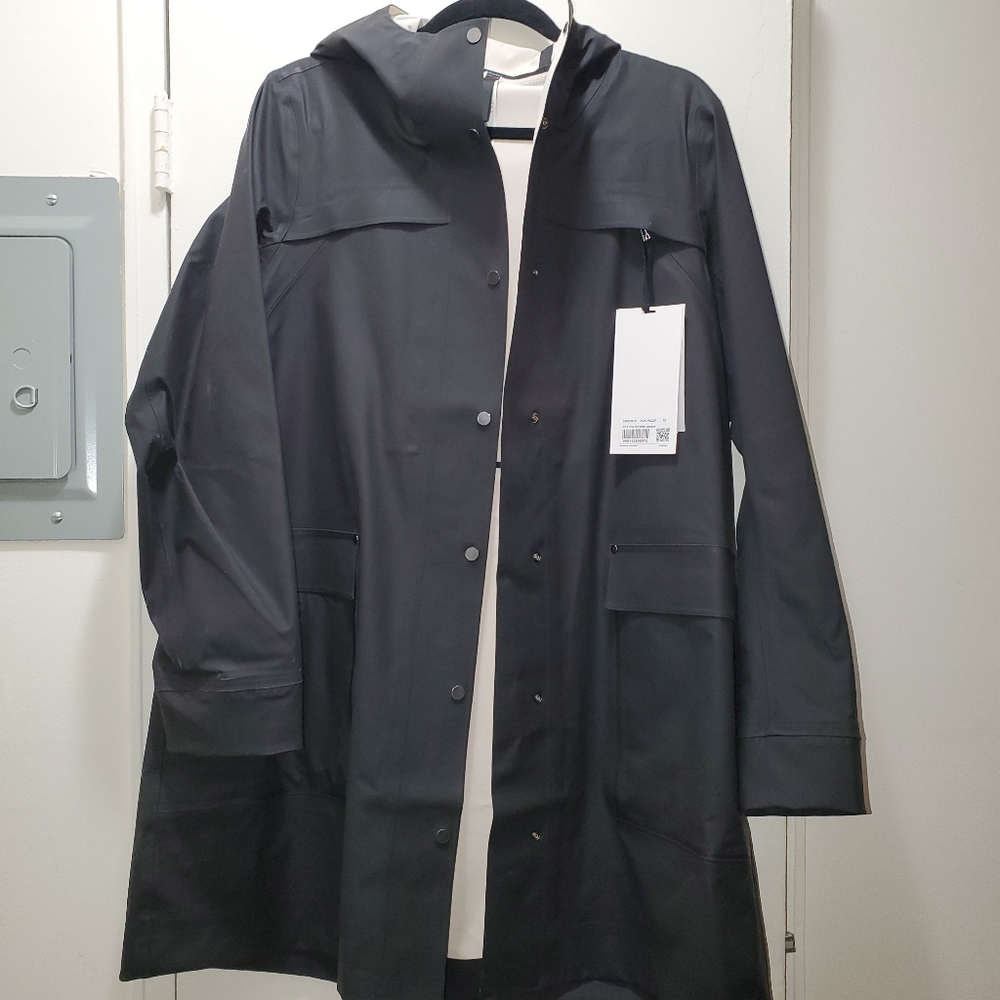 Lululemon rain jacket n/t